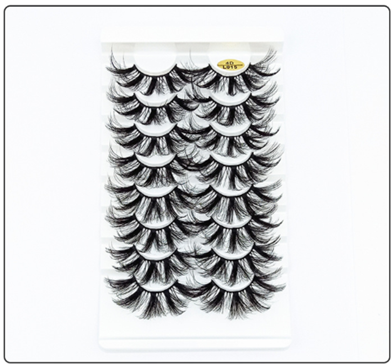 Thick and Long Lashes in a Variety of Styles From Europe