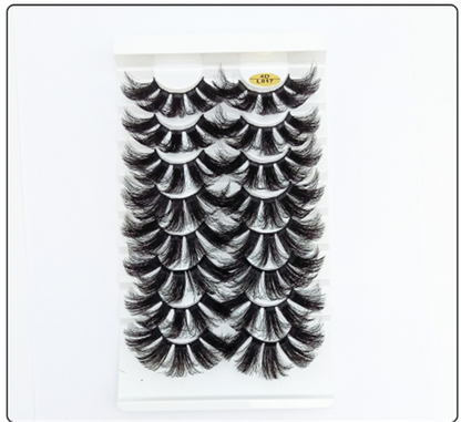 Thick and Long Lashes in a Variety of Styles From Europe