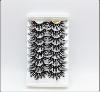 Thick and Long Lashes in a Variety of Styles From Europe