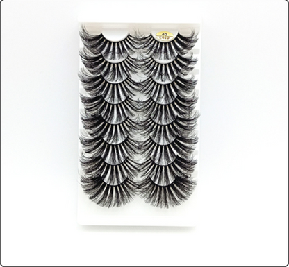 Thick and Long Lashes in a Variety of Styles From Europe