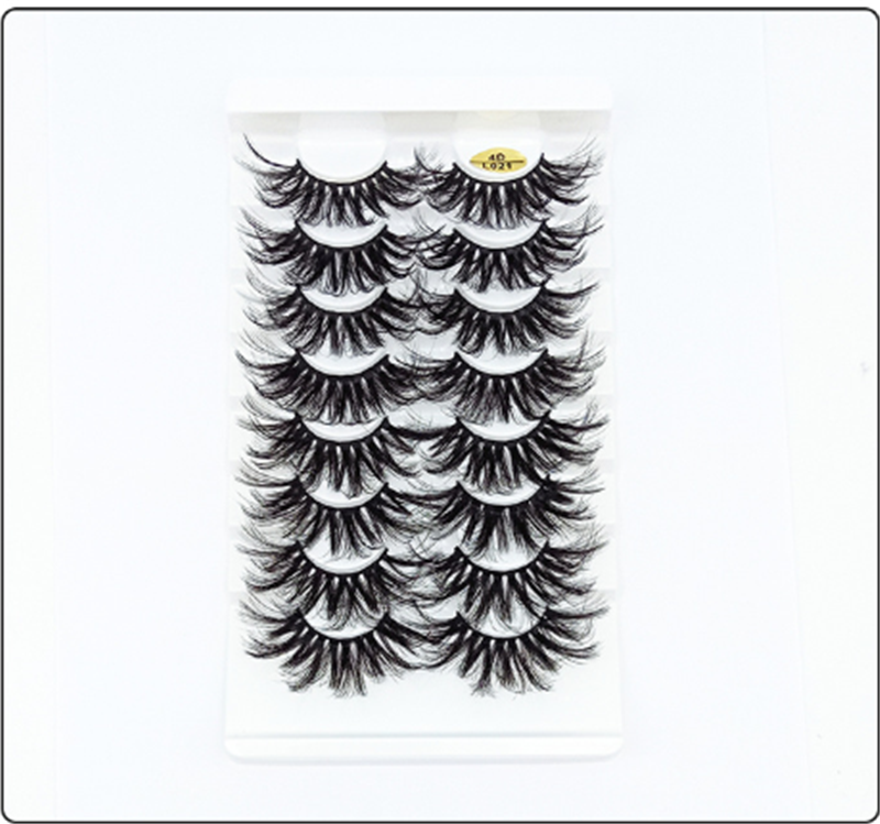 Thick and Long Lashes in a Variety of Styles From Europe