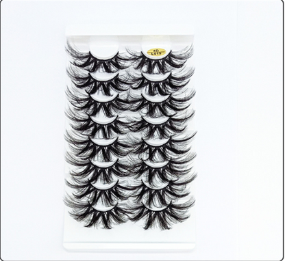 Thick and Long Lashes in a Variety of Styles From Europe