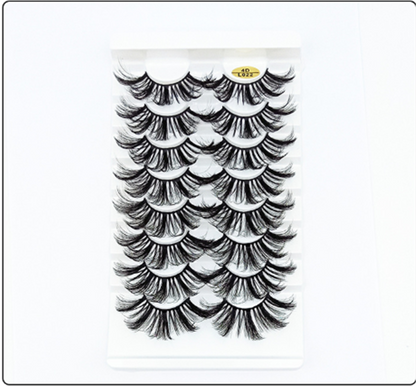 Thick and Long Lashes in a Variety of Styles From Europe