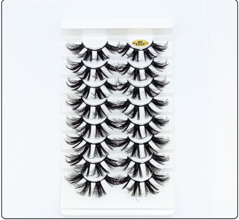 Thick and Long Lashes in a Variety of Styles From Europe