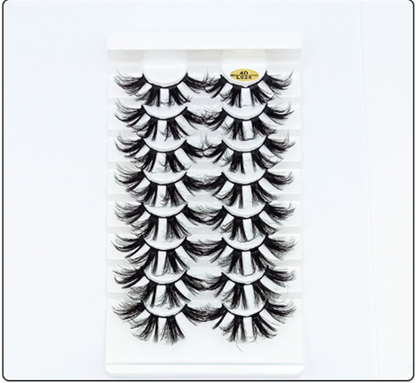 Thick and Long Lashes in a Variety of Styles From Europe