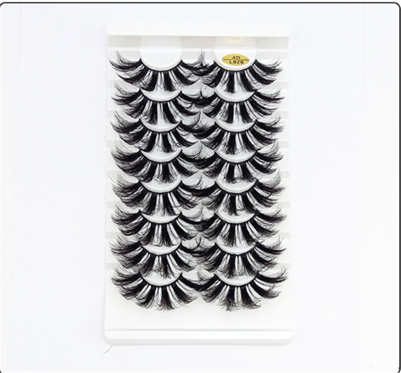 Thick and Long Lashes in a Variety of Styles From Europe