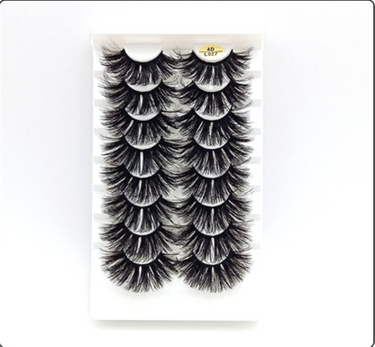 Thick and Long Lashes in a Variety of Styles From Europe